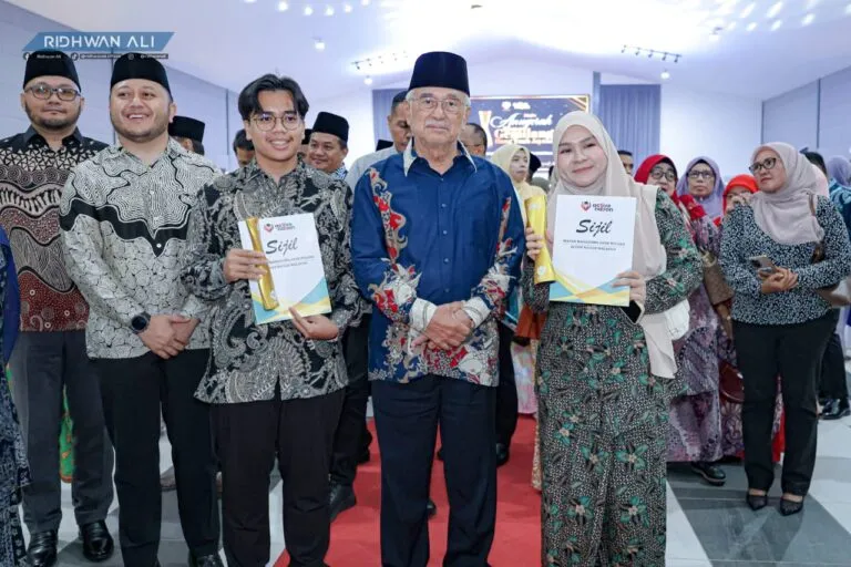 Outstanding Students - WhatsApp Image 2026-09-18 at 11.52